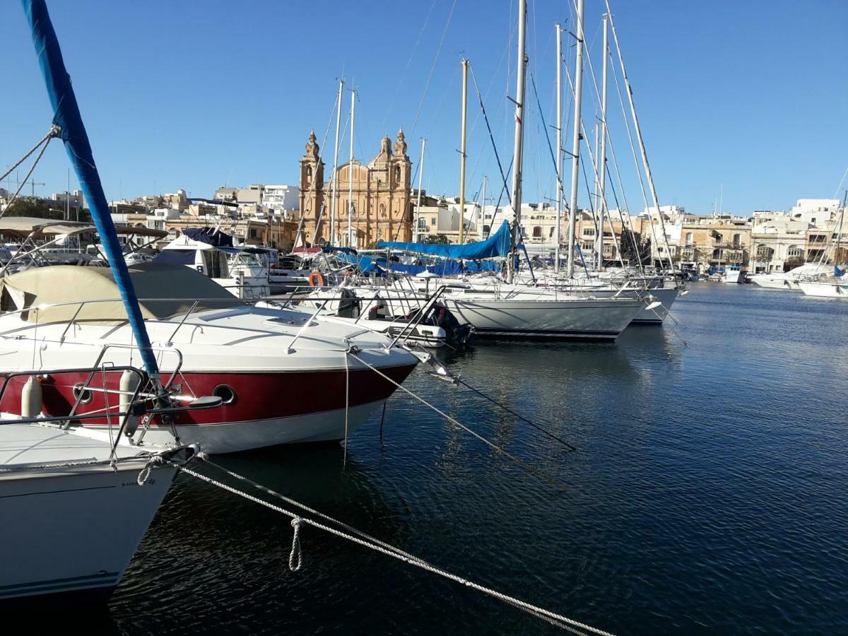 Seafront Apartment Between Valletta And Sliema Msida Exterior foto