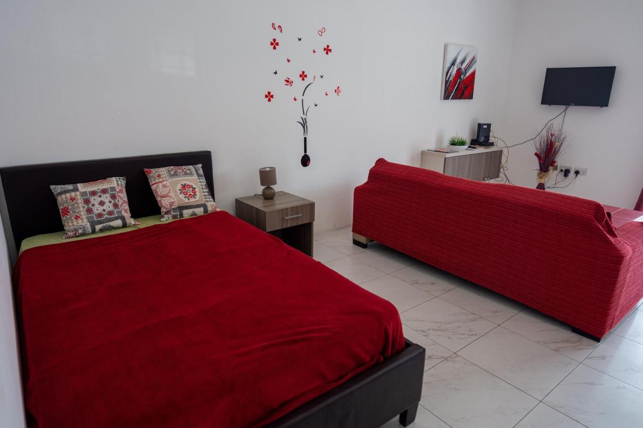 Seafront Apartment Between Valletta And Sliema Msida Exterior foto