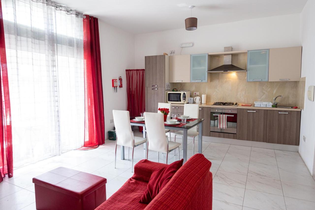 Seafront Apartment Between Valletta And Sliema Msida Exterior foto